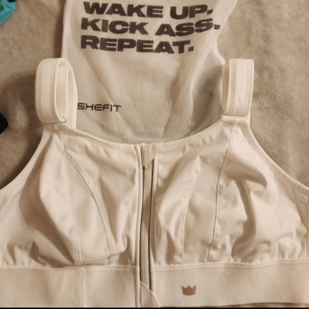 SHEFIT 2luxe whit high impact sports bra